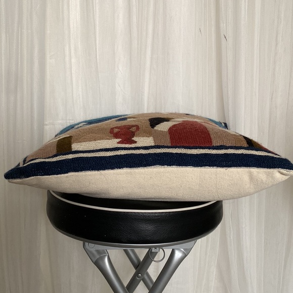 Vtg 90’s Handmade needle wool crafted Cushion Greek scenery art Size 15.5”x15.5” - Picture 8 of 13